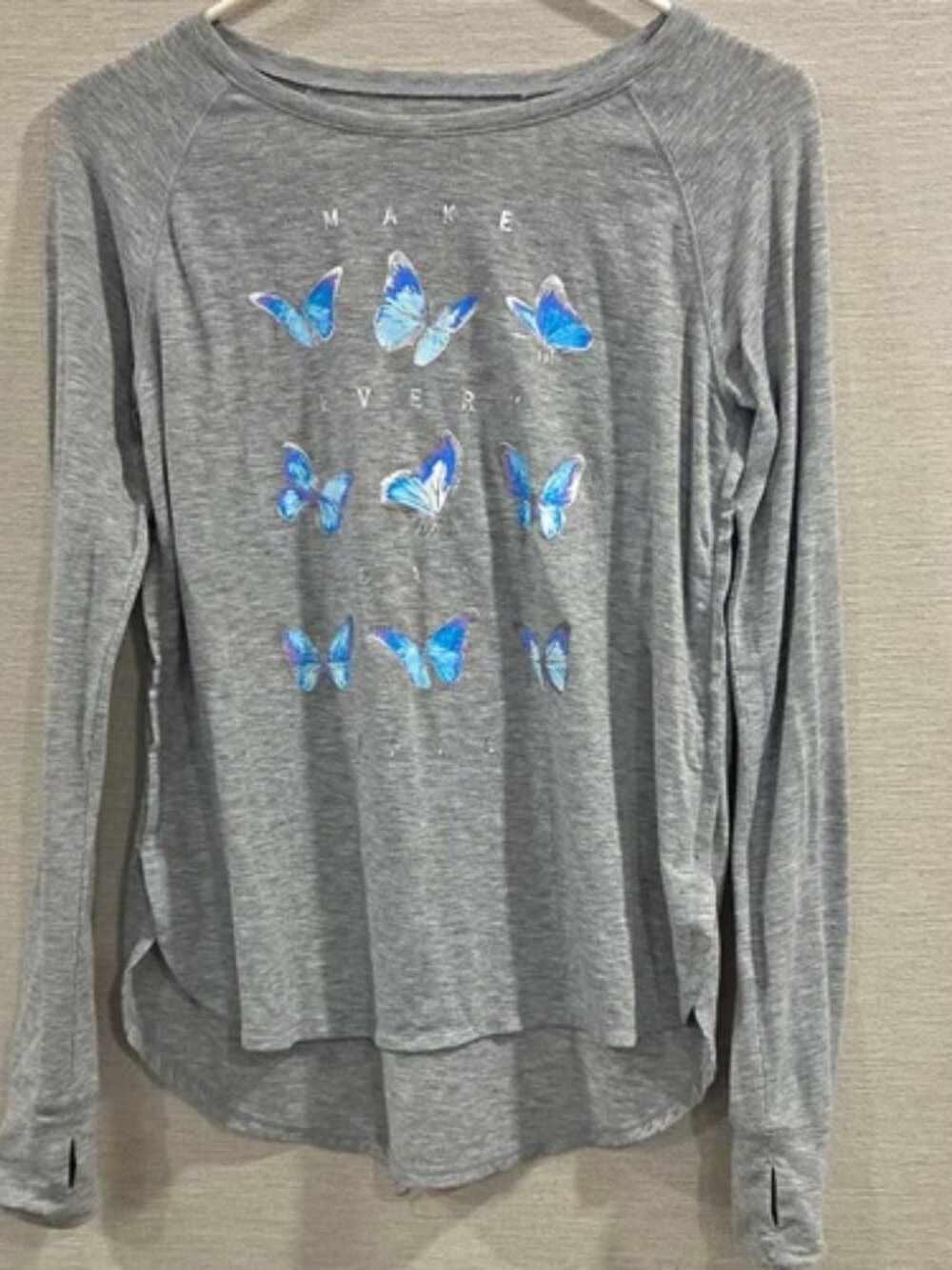 GapFit Girls Gray Long Sleeve Shirt Butterfly Graphic Thumb Holes XXL